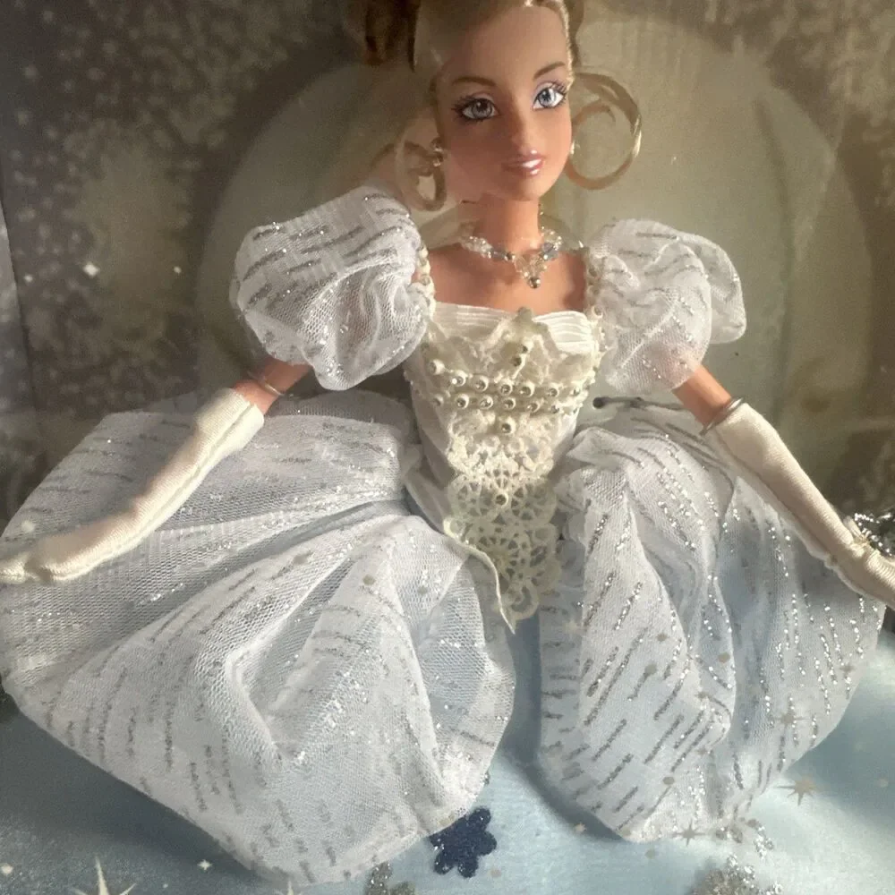 Disney CINDERELLA DOLL Limited Ed 2005 EXTREMELY RARE